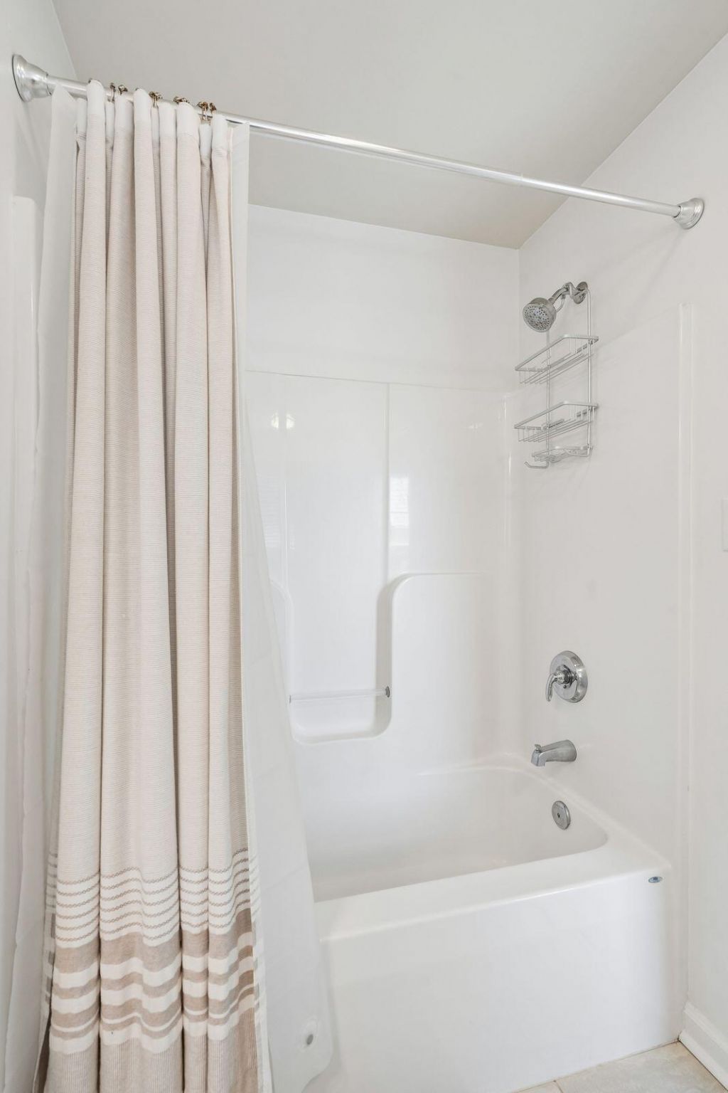 214 W Cooper Photo 48