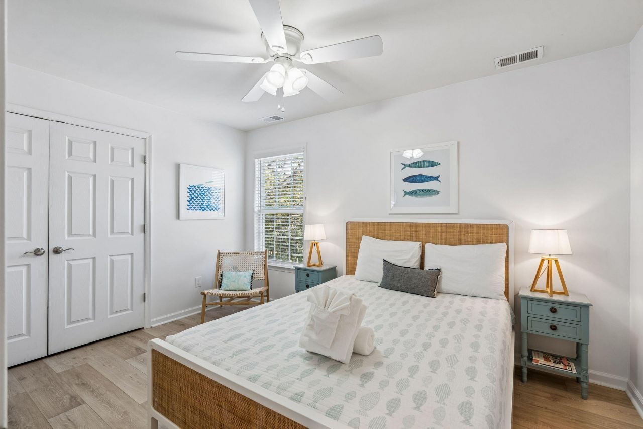 214 W Cooper Photo 50