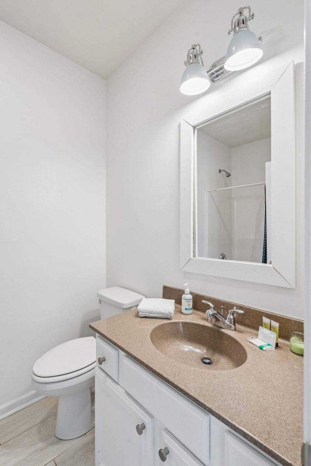 214 W Cooper Photo 57