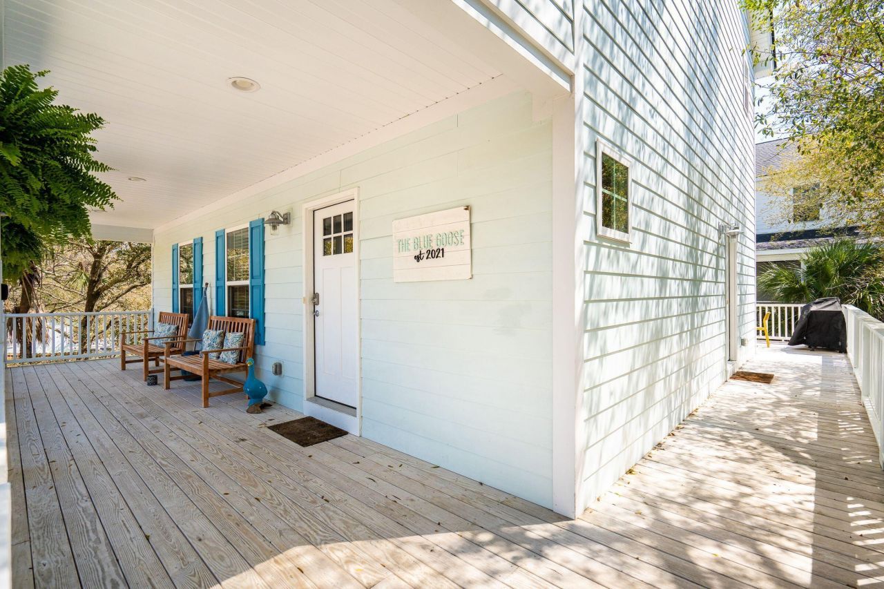 214 W Cooper Photo 6