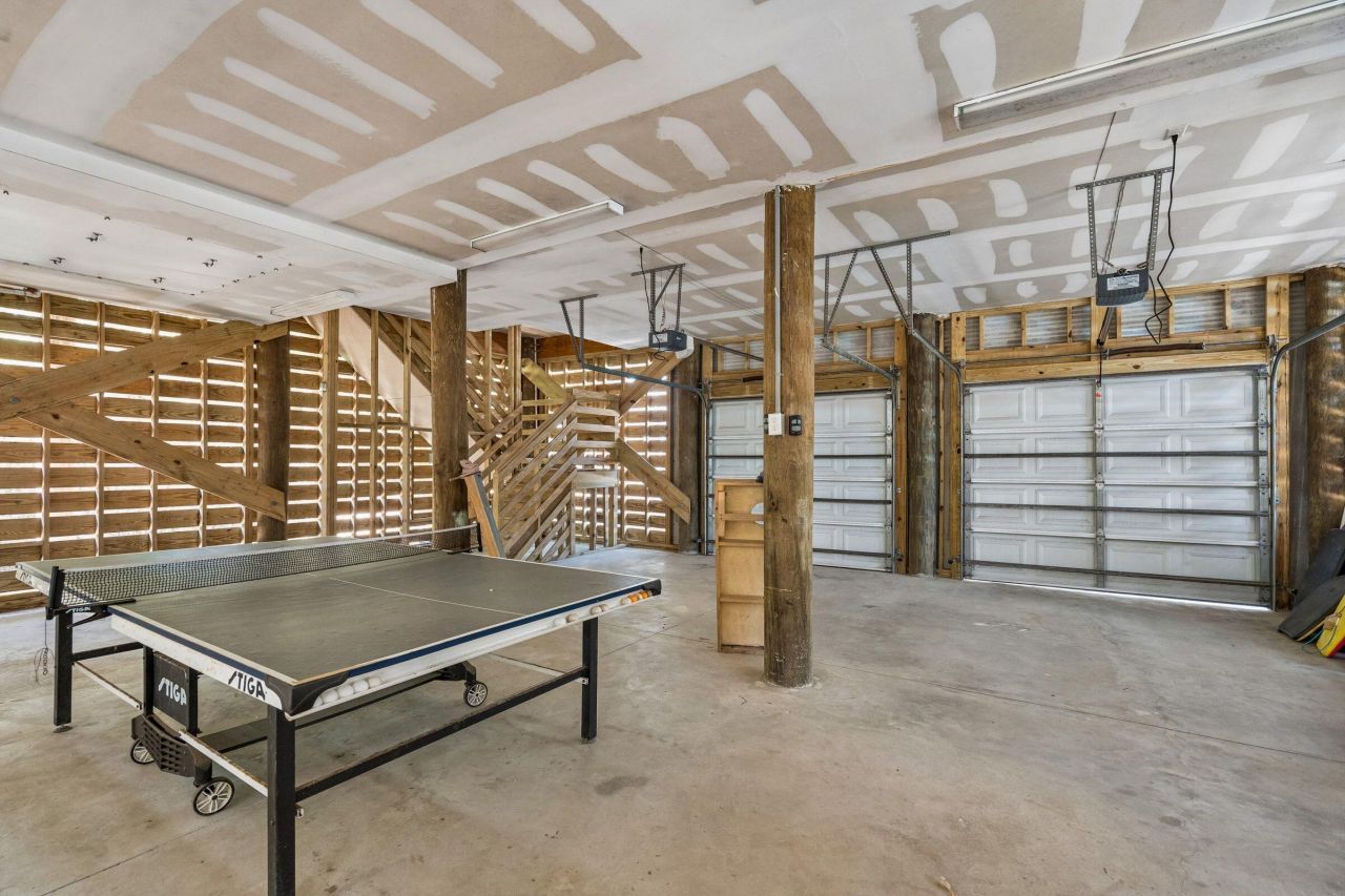 214 W Cooper Photo 62