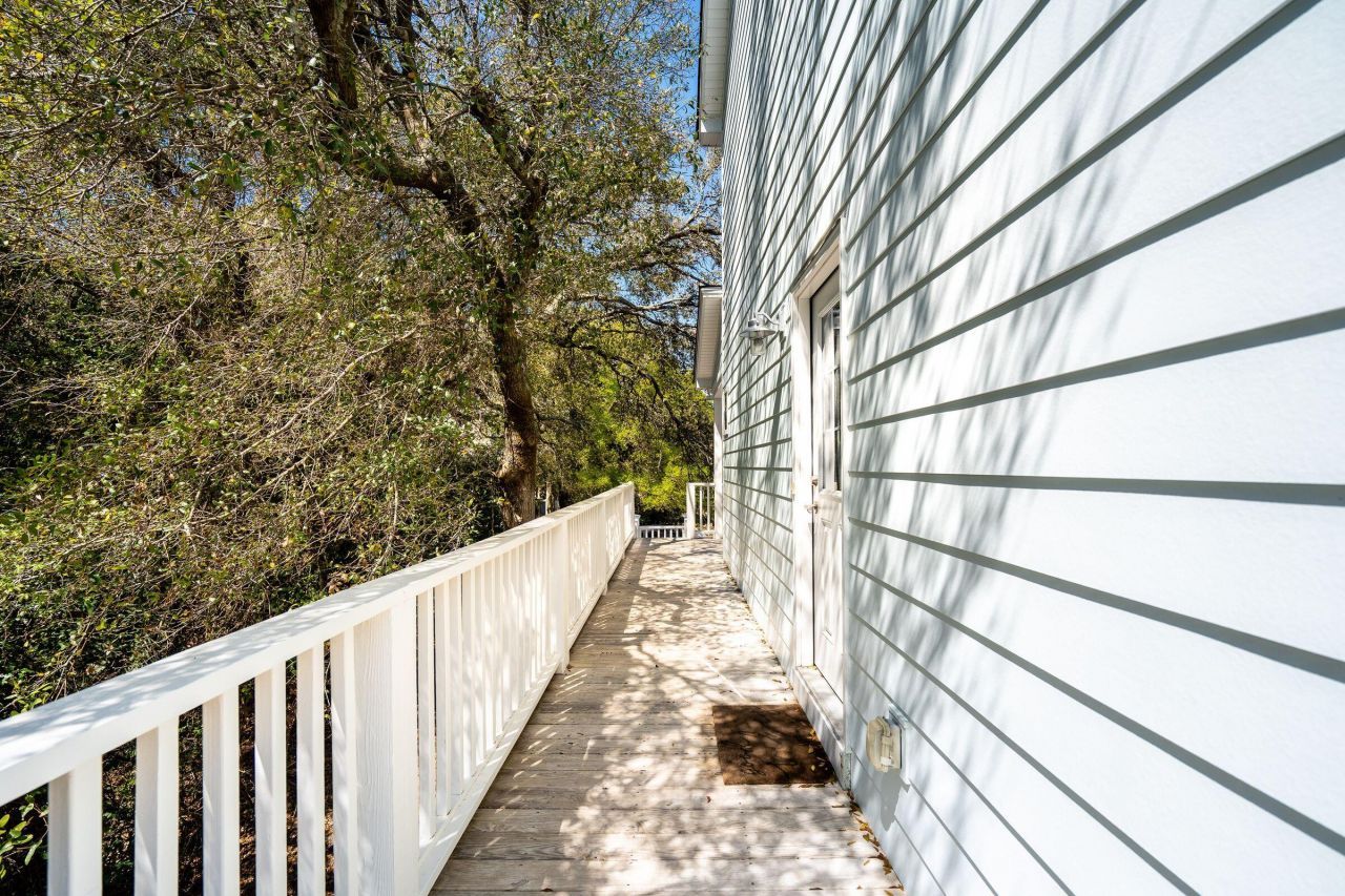 214 W Cooper Photo 69