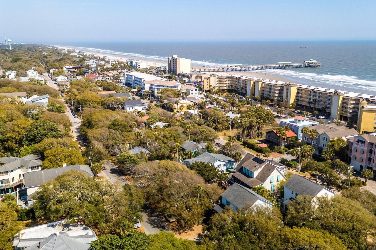 214 W Cooper Photo 75