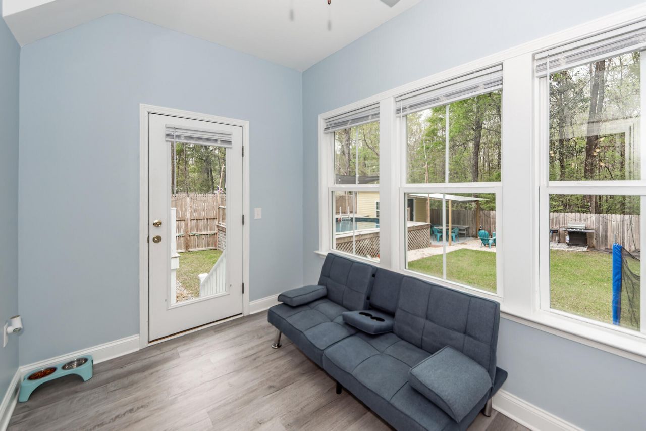 115 Sycamore Drive Photo 18