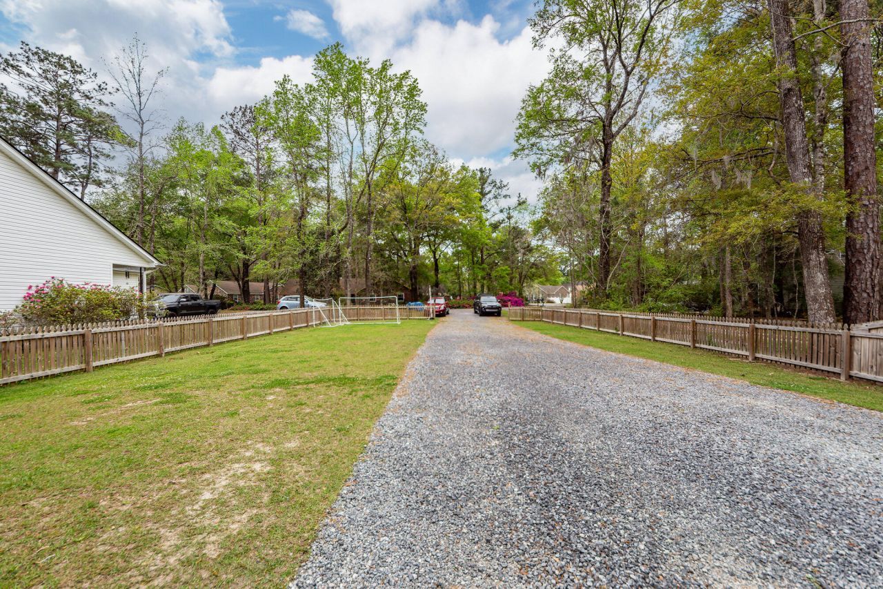 115 Sycamore Drive Photo 51