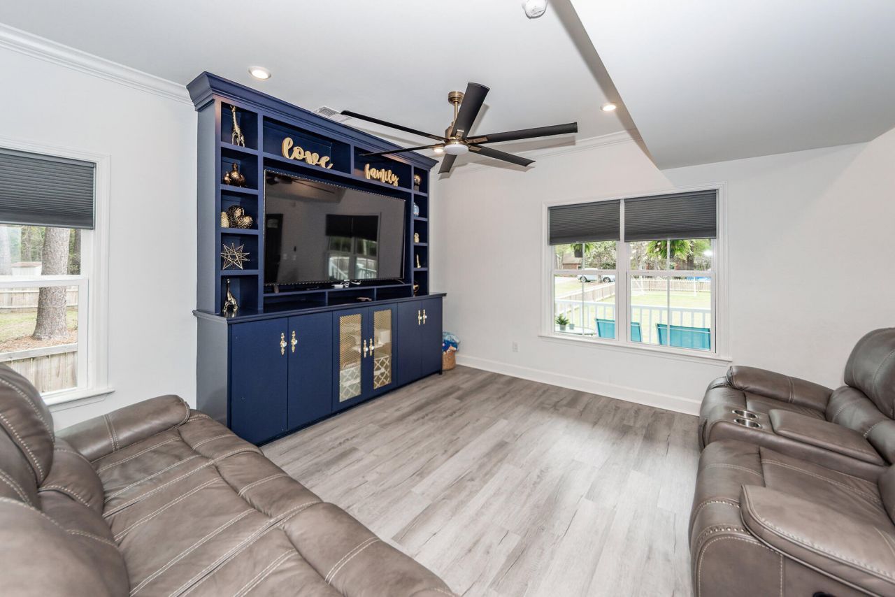 115 Sycamore Drive Photo 8