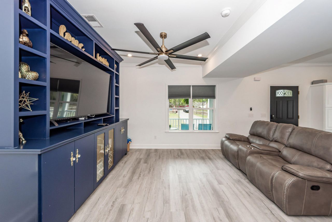 115 Sycamore Drive Photo 9