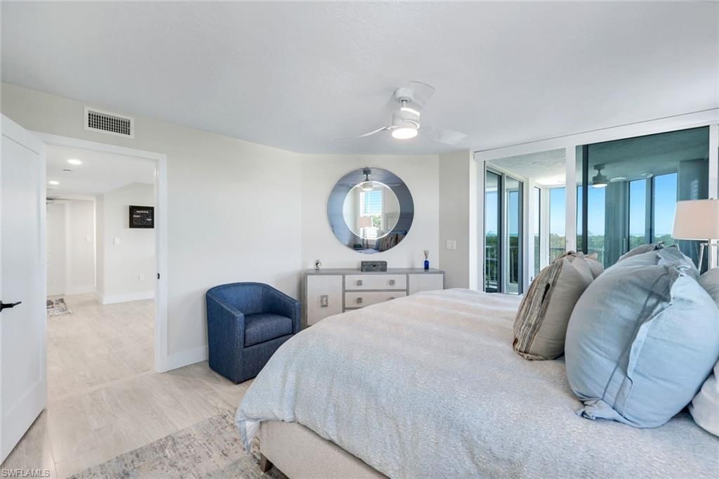 6101 Pelican Bay Blvd, Unit 305, Naples, FL 34108 Photo