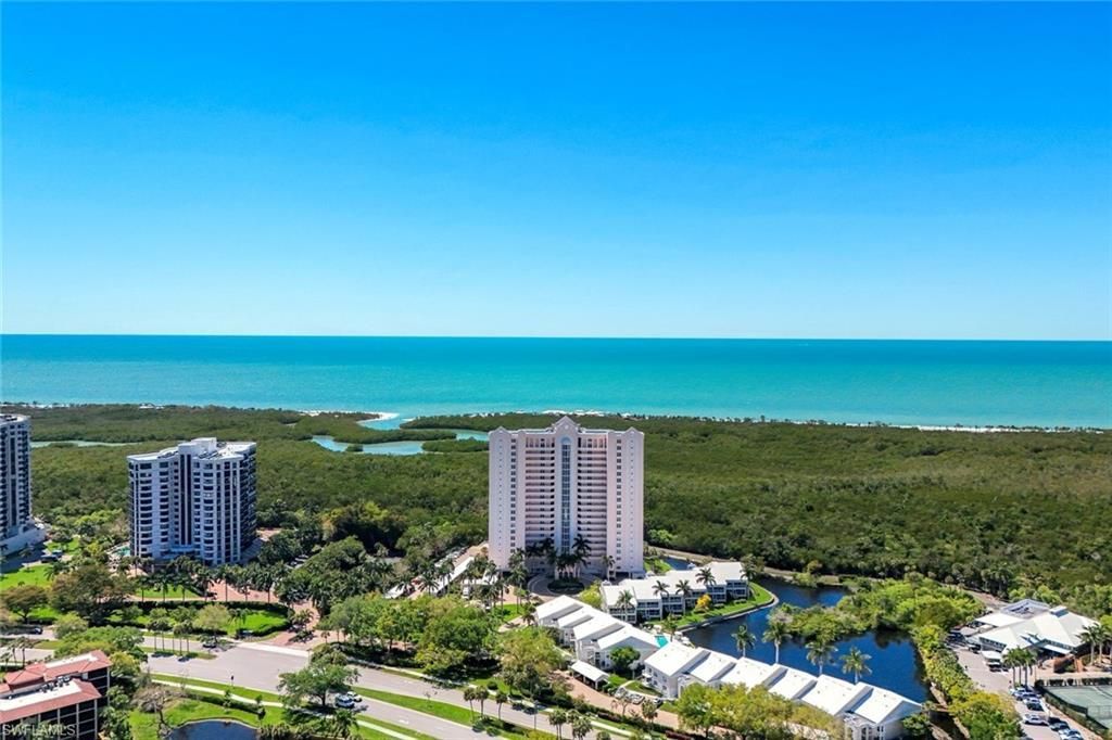 6101 Pelican Bay Blvd, Unit 305, Naples, FL 34108 Photo