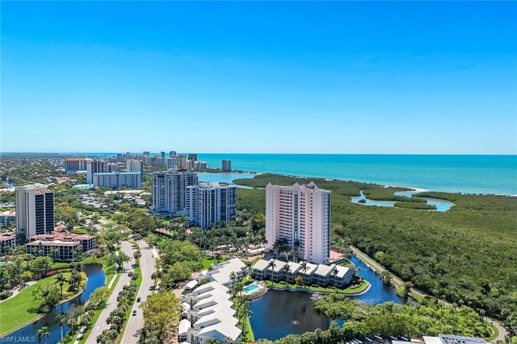 6101 Pelican Bay Blvd, Unit 305, Naples, FL 34108 Photo