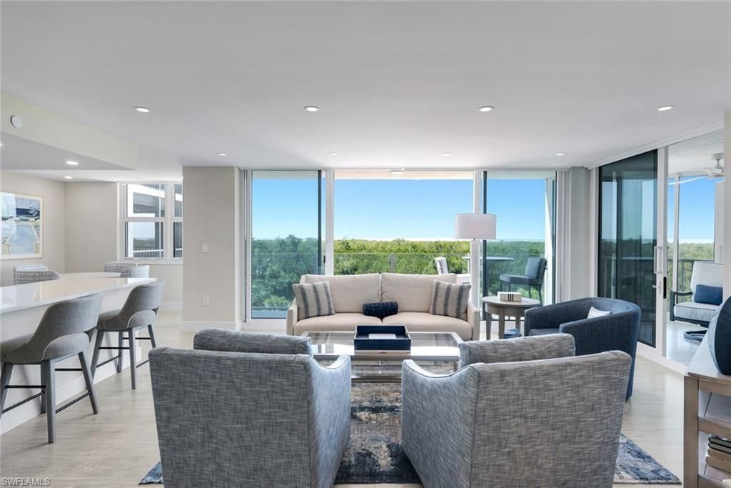 6101 Pelican Bay Blvd, Unit 305, Naples, FL 34108 Photo