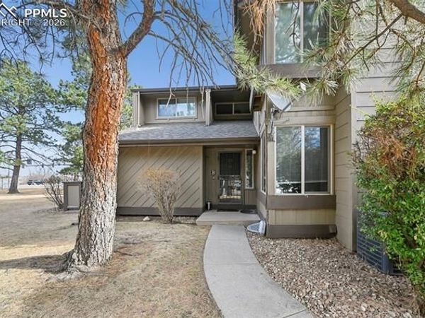 10772 W Florida Avenue, Unit B, Lakewood, CO 80232