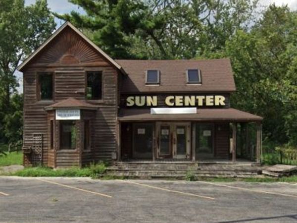 145 E Main Street , Glenwood, IL 60425