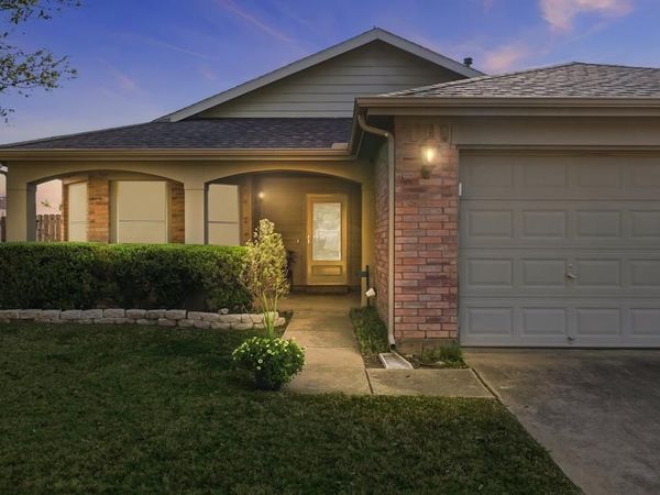 2316 Overlook Lane, Denton, TX 76207