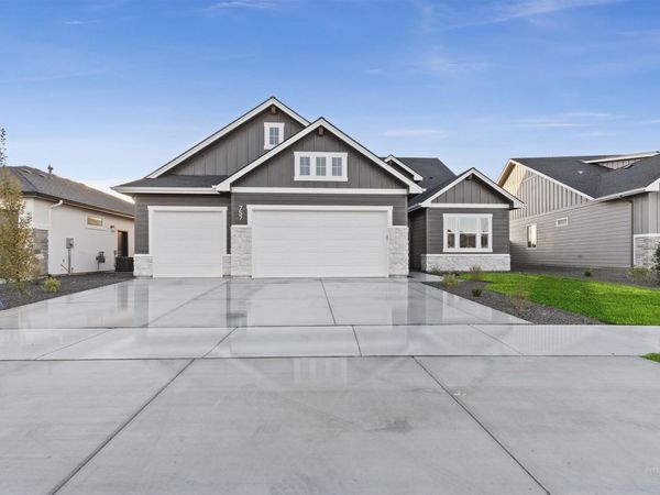 7345 Powell Pl, Eagle, ID 83629