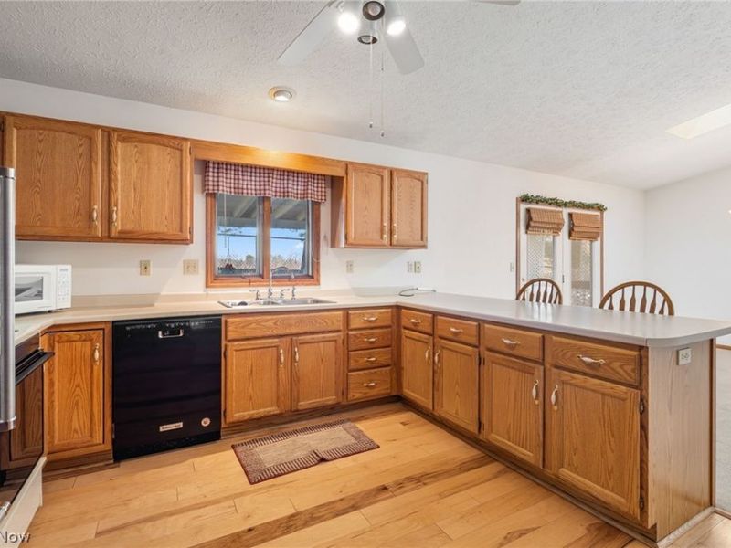 589 Forest Creek Drive, Wooster, OH 44691 Photo 20