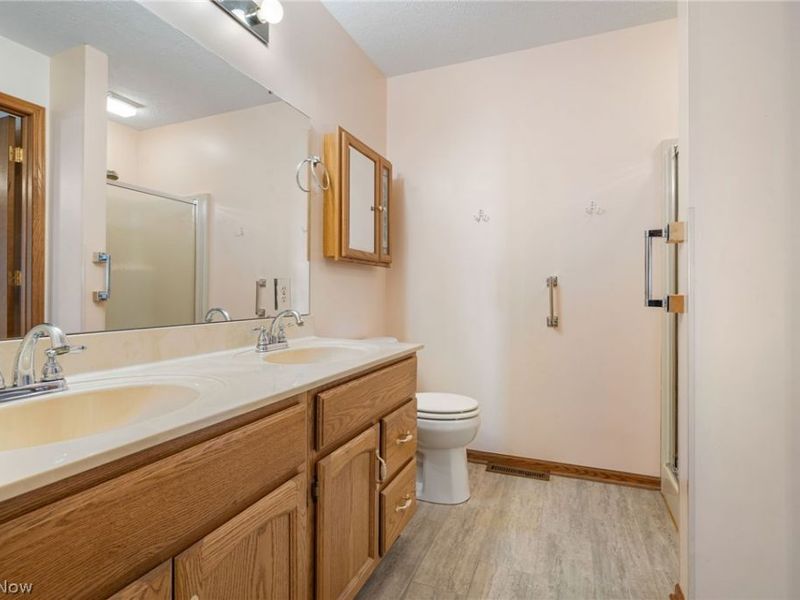 589 Forest Creek Drive, Wooster, OH 44691 Photo 24