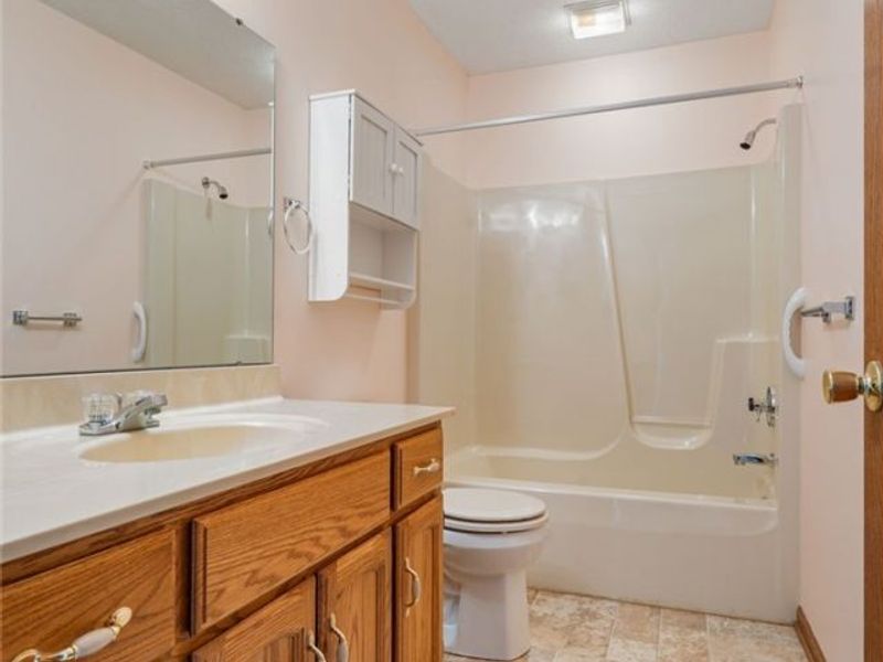 589 Forest Creek Drive, Wooster, OH 44691 Photo 27