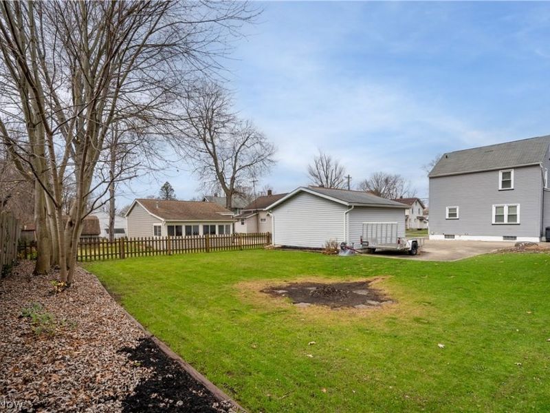 1524 Hollywood Street NE, Warren, OH 44483 Photo 8