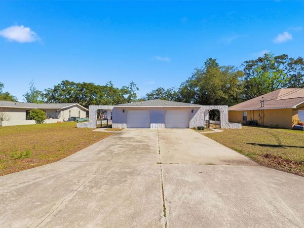 1284 LONDON AVENUE , SPRING HILL, FL 34606