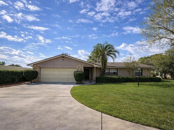 2415 GEM MARY COURT, ORLANDO, FL 32806