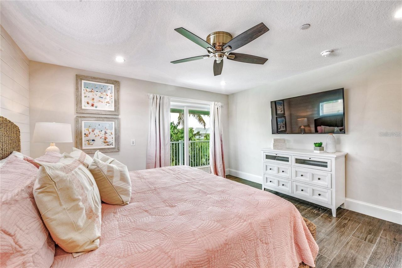 336 Avenida De Mayo, Sarasota, FL 34242 Photo