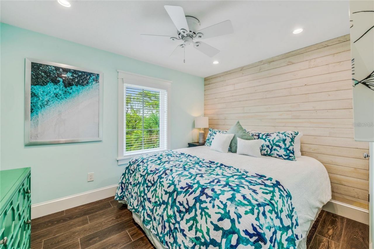 336 Avenida De Mayo, Sarasota, FL 34242 Photo