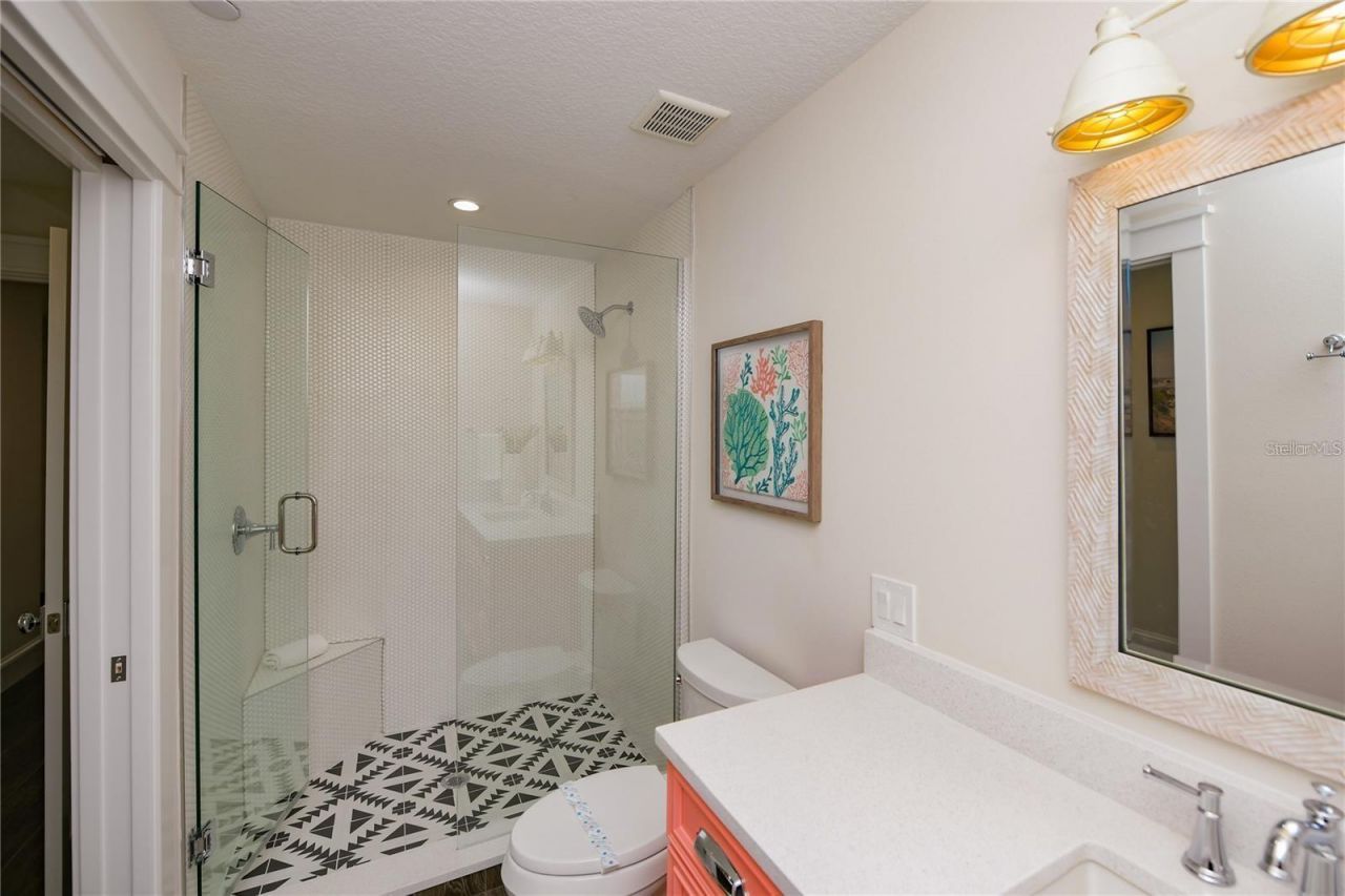 336 Avenida De Mayo, Sarasota, FL 34242 Photo