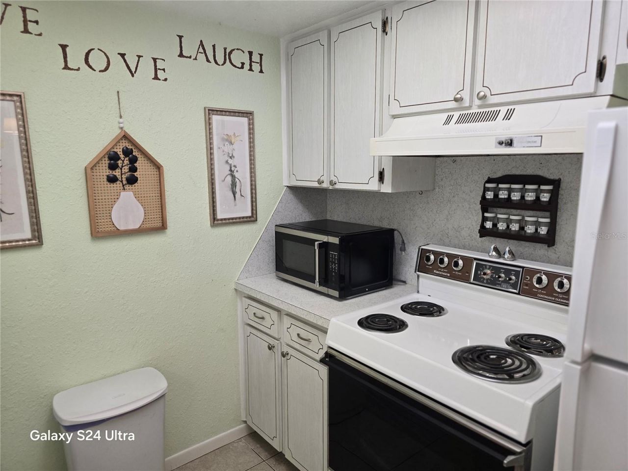 6044 22nd Avenue N, Unit 2, Saint Petersburg, FL 33710 Photo