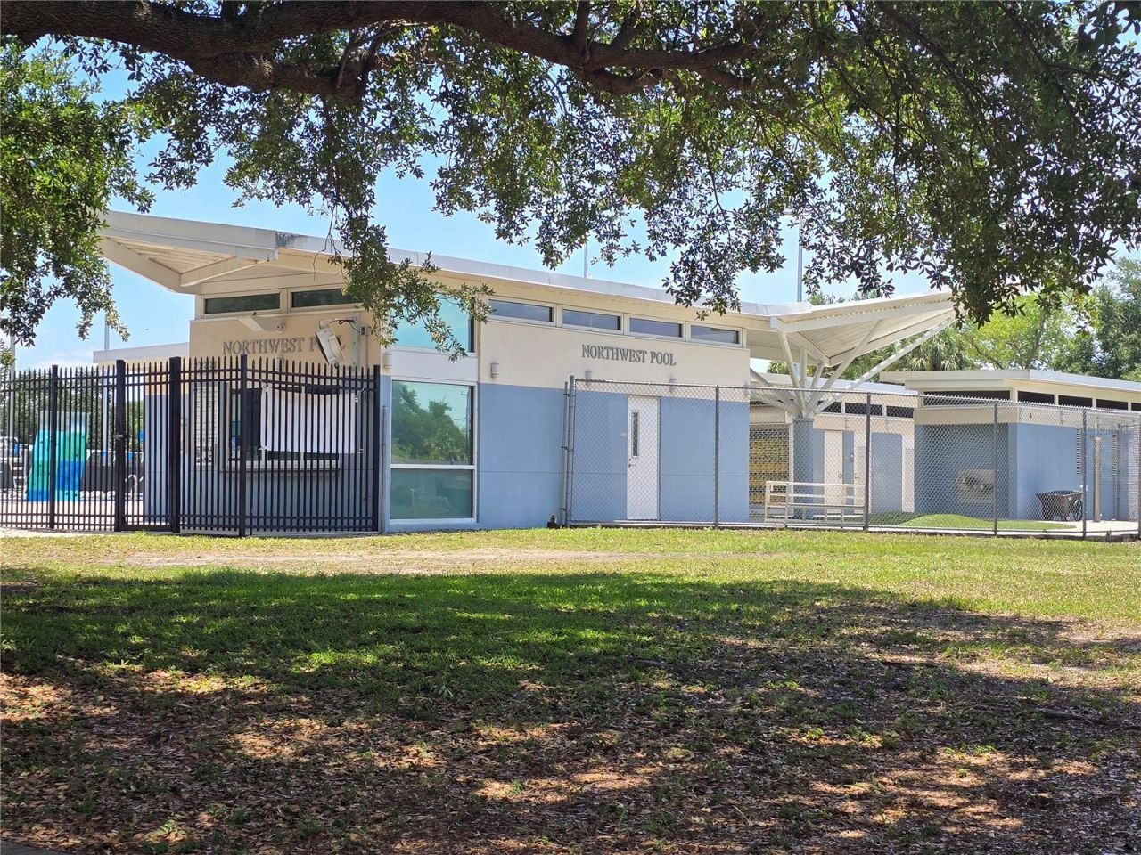 6044 22nd Avenue N, Unit 2, Saint Petersburg, FL 33710 Photo