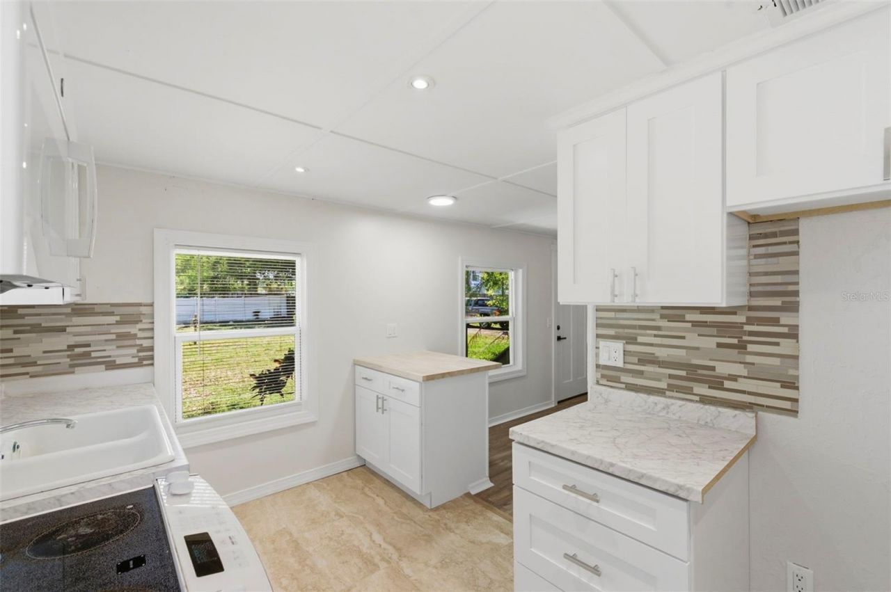 3241 Laurel Ave , Clearwater, FL 33762 Photo