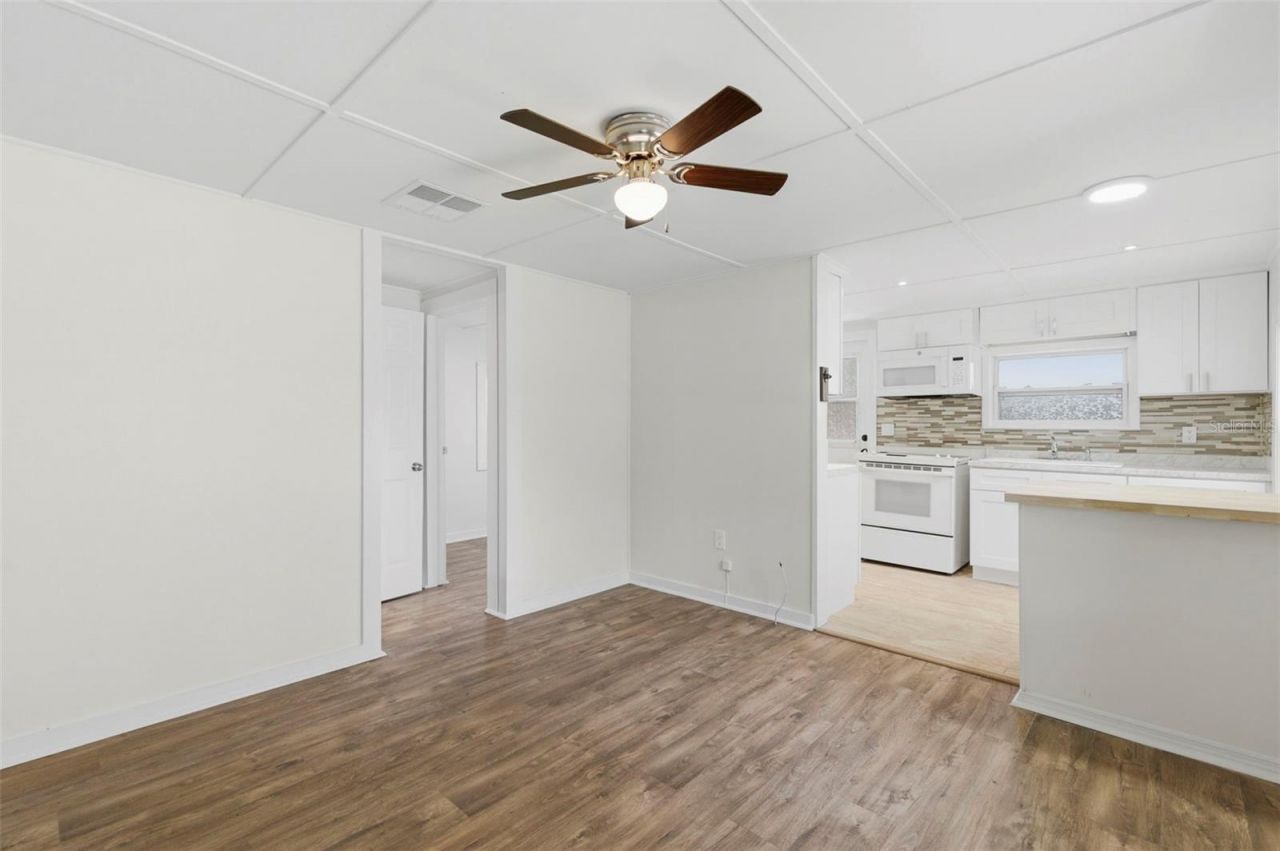 3241 Laurel Ave , Clearwater, FL 33762 Photo