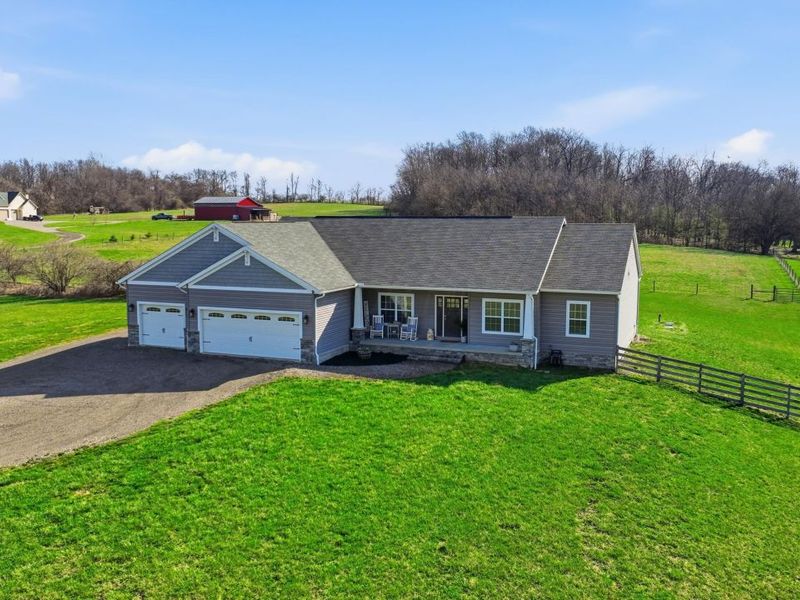 18686 Ringgold Southern Road, Circleville, OH 43113 Photo 2