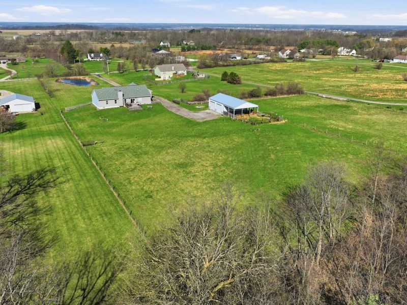 18686 Ringgold Southern Road, Circleville, OH 43113 Photo 6