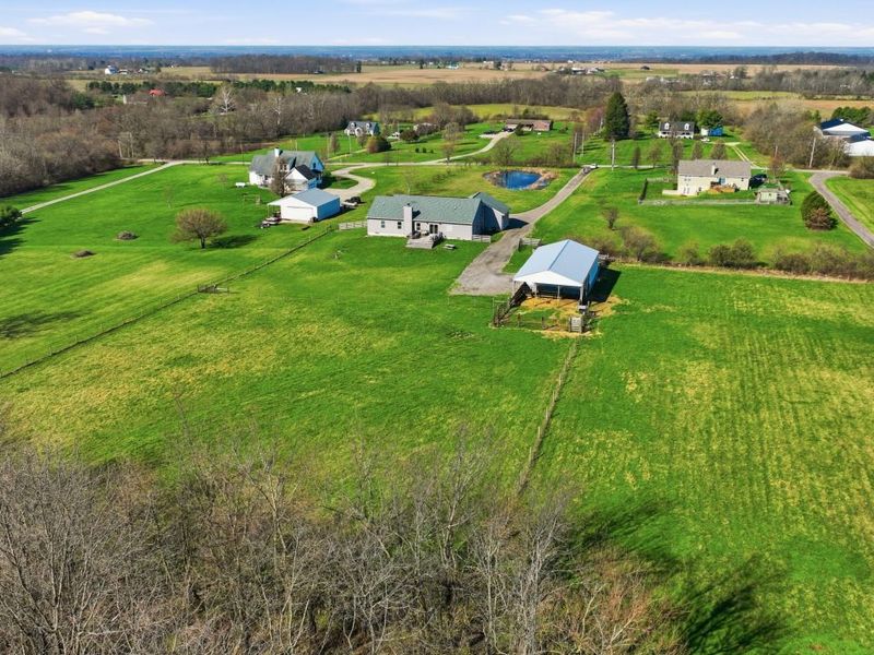 18686 Ringgold Southern Road, Circleville, OH 43113 Photo 7