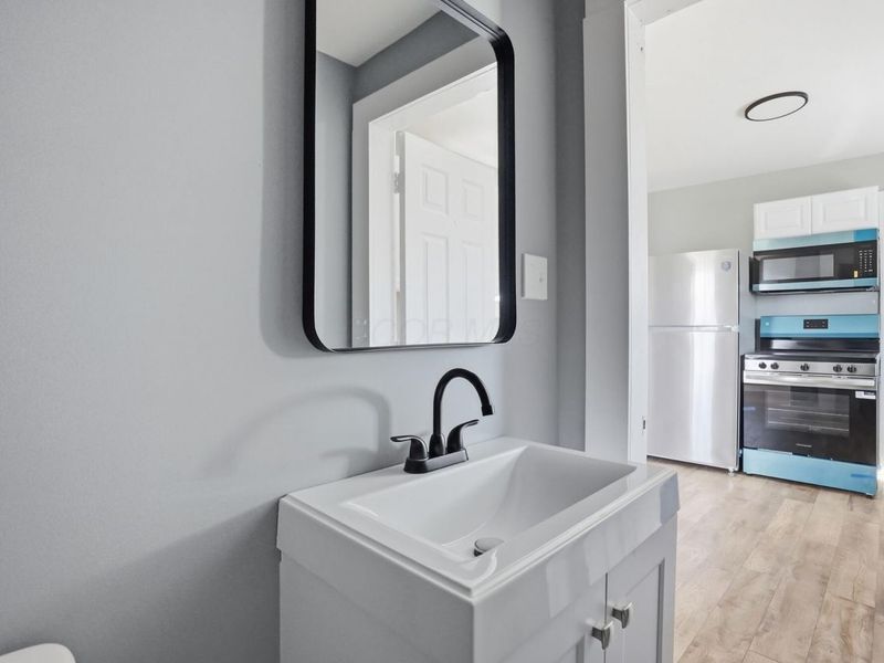 1837 Robert Street , Columbus, OH 43224 Photo 17