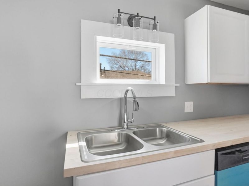 1837 Robert Street , Columbus, OH 43224 Photo 21