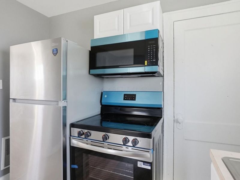 1837 Robert Street , Columbus, OH 43224 Photo 22