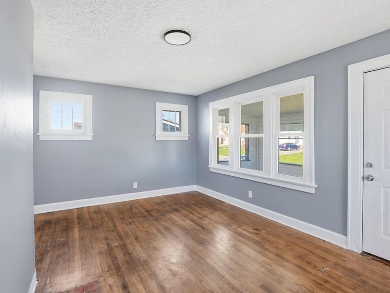 1837 Robert Street , Columbus, OH 43224 Photo 8