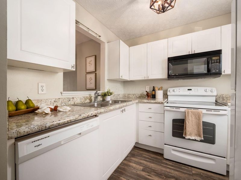 233 Glenkirk Drive, Unit 107B, Blacklick, OH 43004 Photo 7