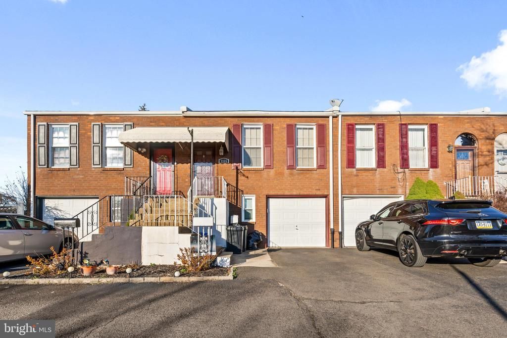 3335 Red Lion Road, Philadelphia, PA 19114 Main Photo