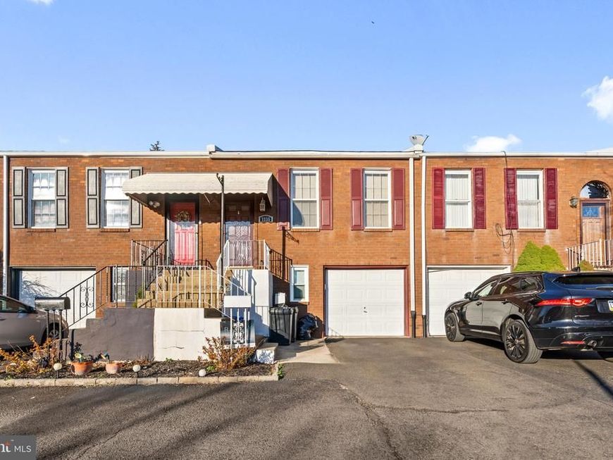 3335 Red Lion Road, Philadelphia, PA 19114 Main Photo