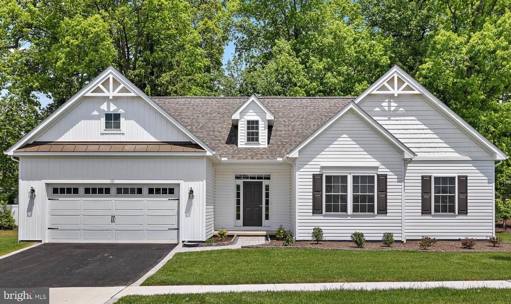 230 BUCKINGHAM ST., OXFORD, PA 19363