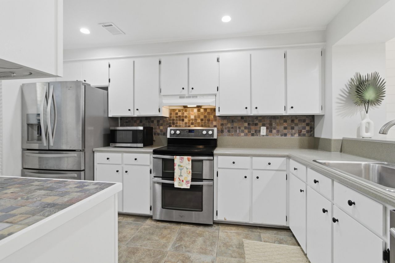 1162 Shadow Lake Circle Photo 4