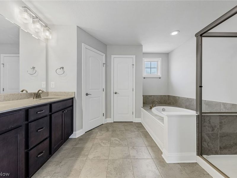 10206 Woodlands Drive, Brecksville, OH 44141 Photo 23