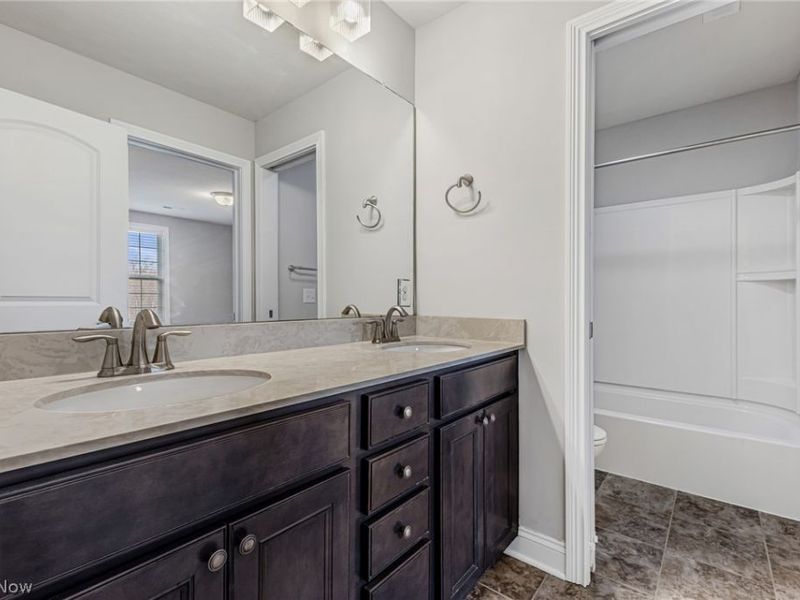 10206 Woodlands Drive, Brecksville, OH 44141 Photo 29