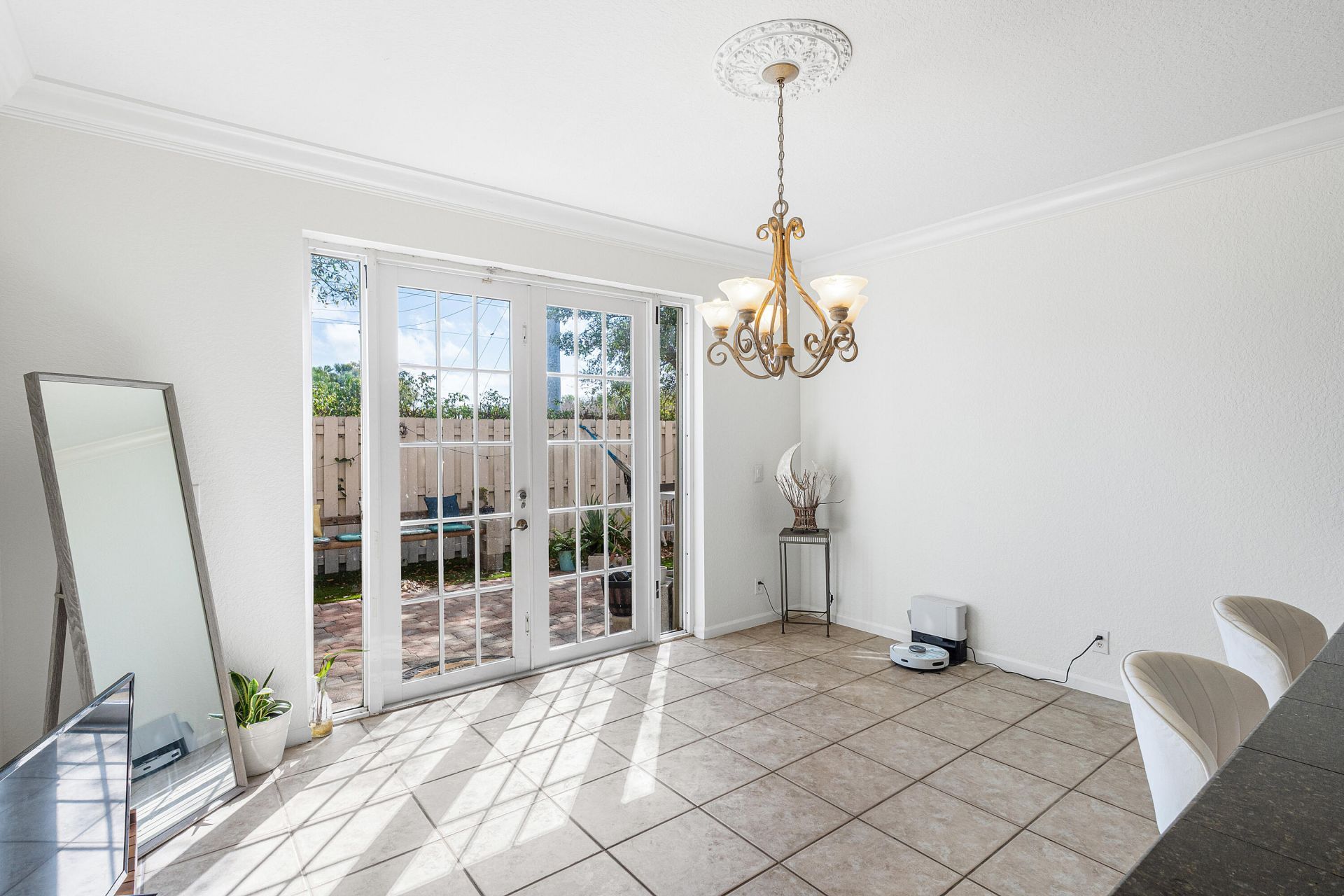 4172 Lake Tahoe Circle, West Palm Beach, FL 33409 Photo