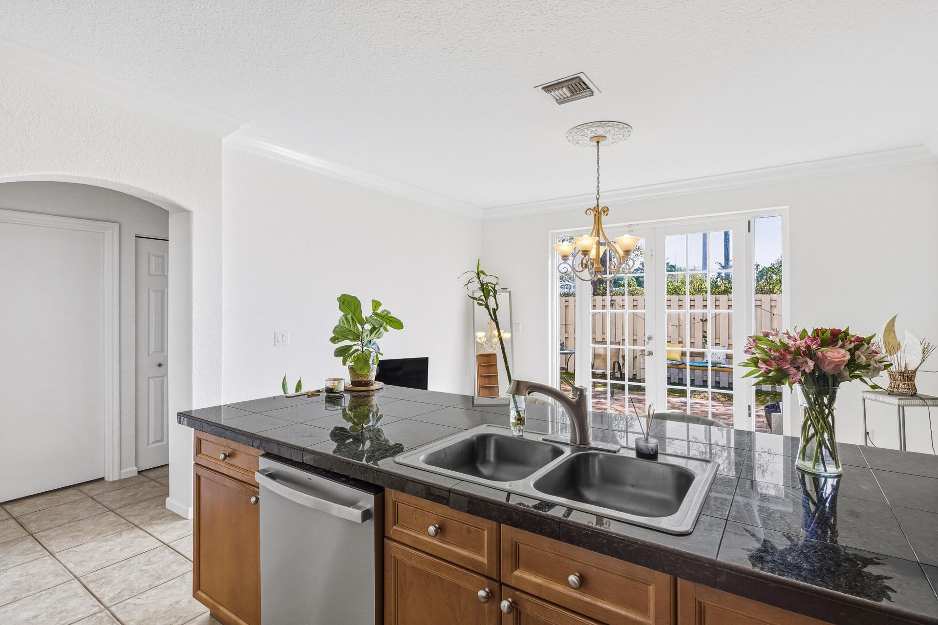 4172 Lake Tahoe Circle, West Palm Beach, FL 33409 Photo