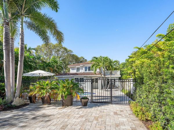 820 Palm Trail, Delray Beach, FL 33483