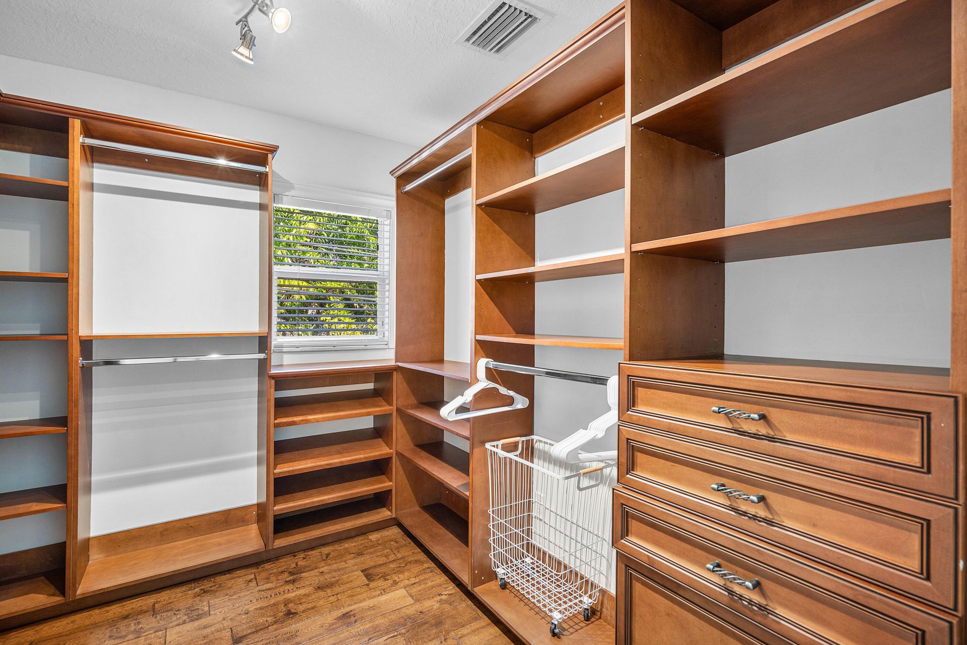 820 Palm Trail, Delray Beach, FL 33483 Photo